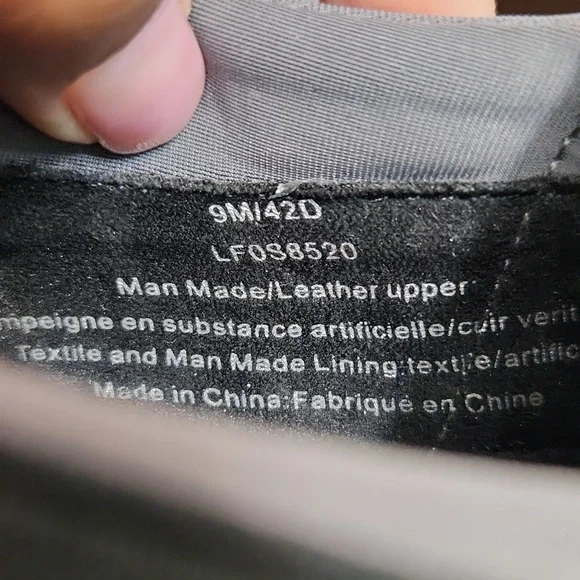 Karl Lagerfeld Paris Logo Slip-on Shoes (M Size 9) - Picture 14 of 16